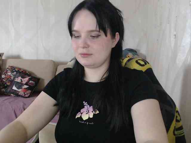 Lizzi-Peach webcam