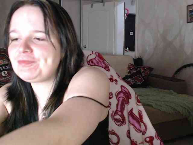 Lizzi-Peach webcam