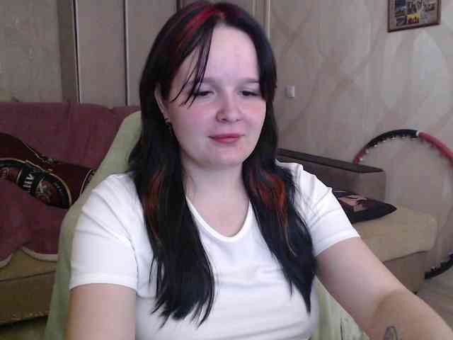 Lizzi-Peach webcam