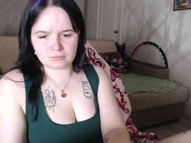 Lizzi-Peach webcam
