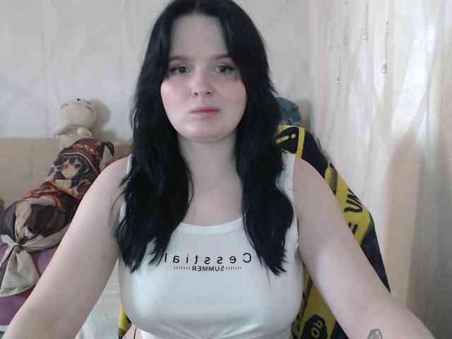 Lizzi-Peach webcam