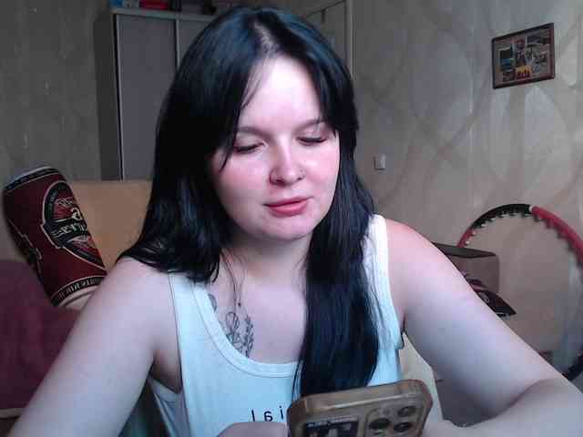 Lizzi-Peach webcam