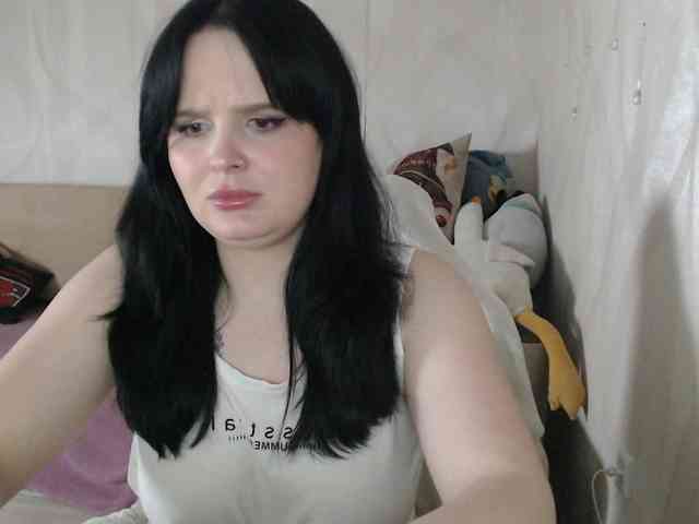 Lizzi-Peach webcam
