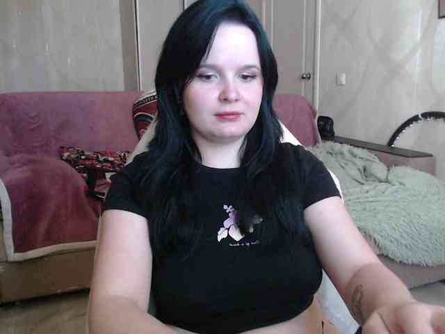 Lizzi-Peach webcam
