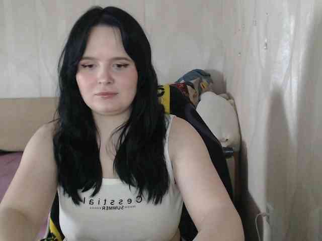 Lizzi-Peach webcam