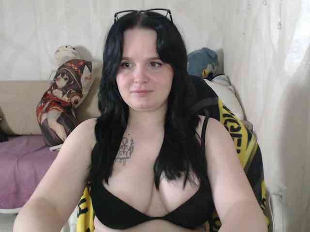 Lizzi-Peach webcam