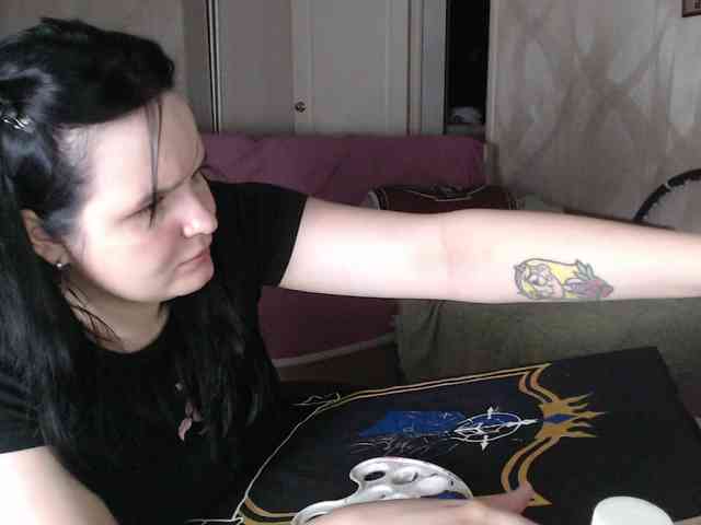 Lizzi-Peach Live Webcam on BongaCams