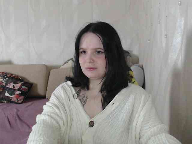 Lizzi-Peach webcam
