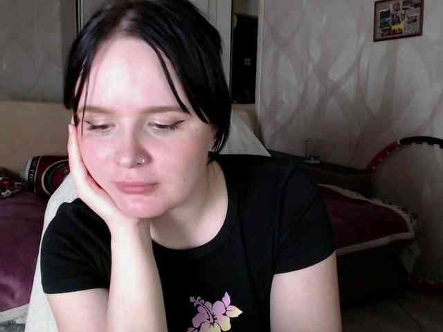 Lizzi-Peach webcam