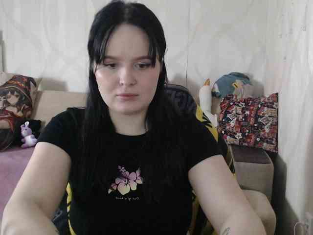 Lizzi-Peach webcam
