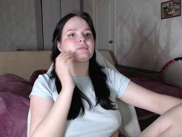 Lizzi-Peach webcam