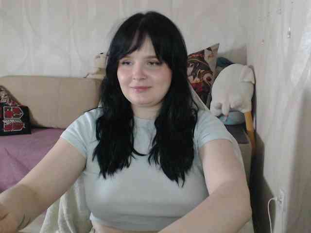 Lizzi-Peach webcam