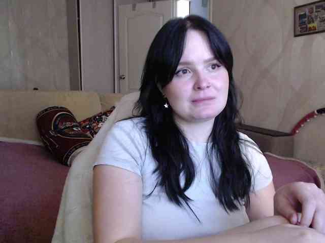Lizzi-Peach webcam