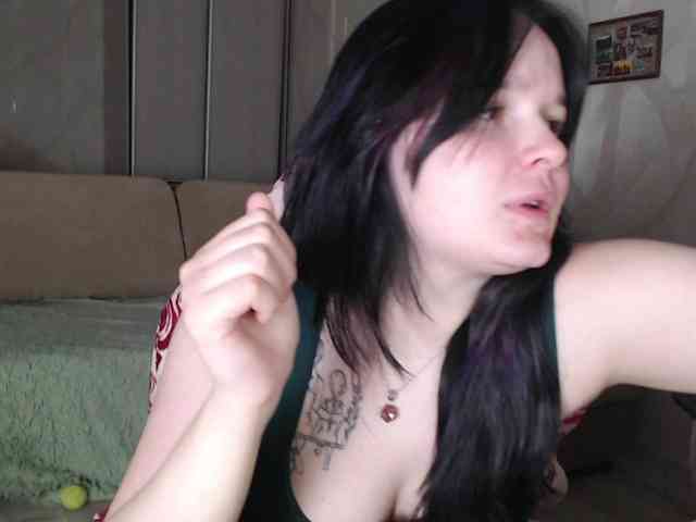 Lizzi-Peach webcam