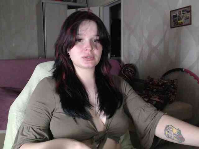 Lizzi-Peach webcam