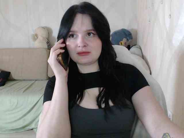 Lizzi-Peach webcam
