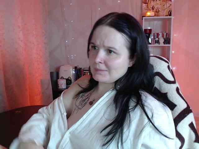 Lizzi-Peach webcam