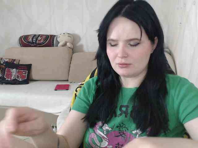 Lizzi-Peach webcam