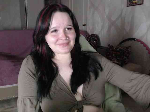 Lizzi-Peach webcam