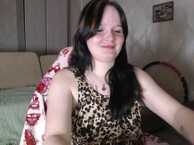 Lizzi-Peach webcam