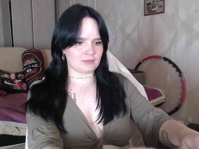 Lizzi-Peach webcam