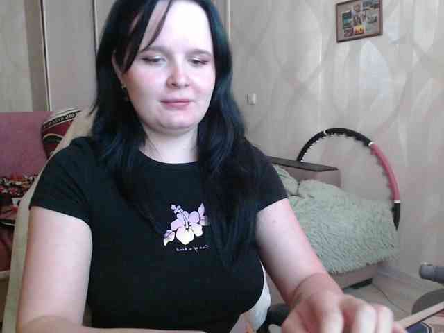 Lizzi-Peach webcam