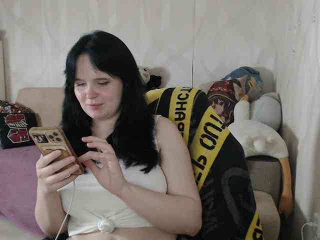 Lizzi-Peach webcam
