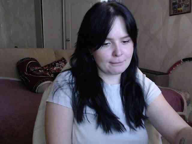 Lizzi-Peach webcam