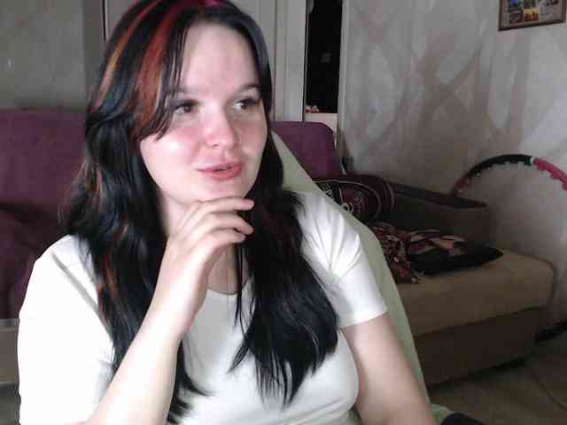 Lizzi-Peach webcam
