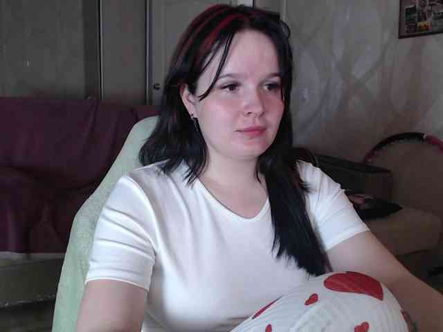 Lizzi-Peach webcam
