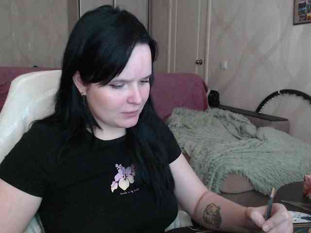 Lizzi-Peach webcam