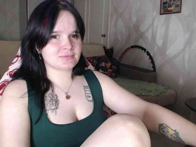 Lizzi-Peach webcam