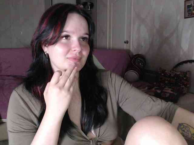Lizzi-Peach webcam
