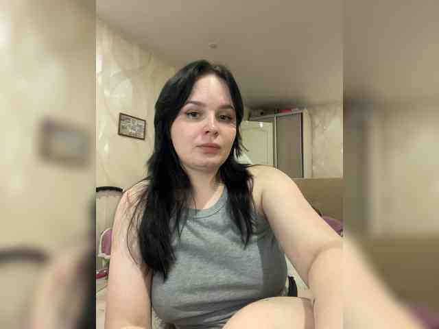 Lizzi-Peach webcam