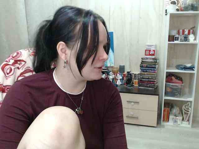 Lizzi-Peach webcam
