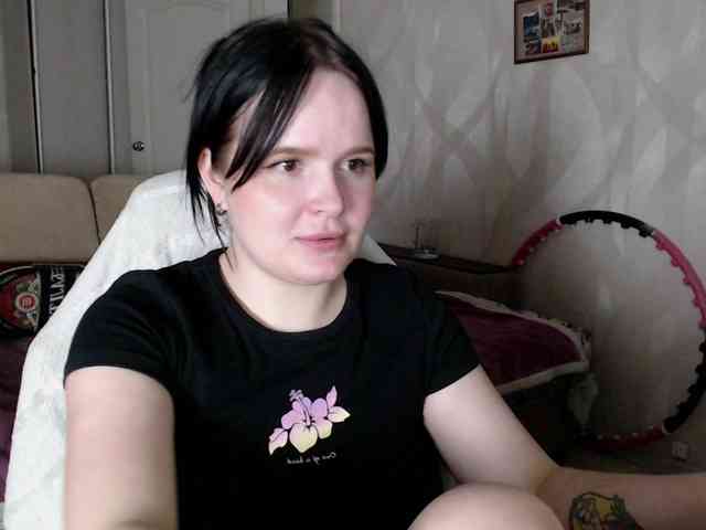Lizzi-Peach webcam