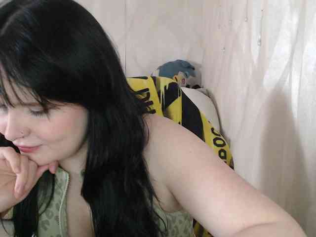 Lizzi-Peach webcam
