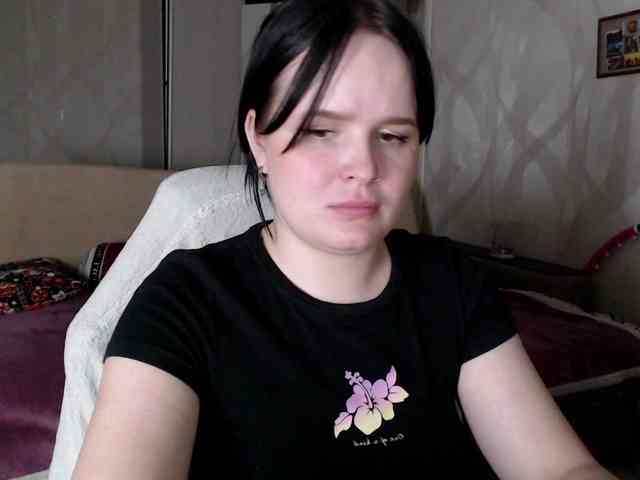 Lizzi-Peach webcam