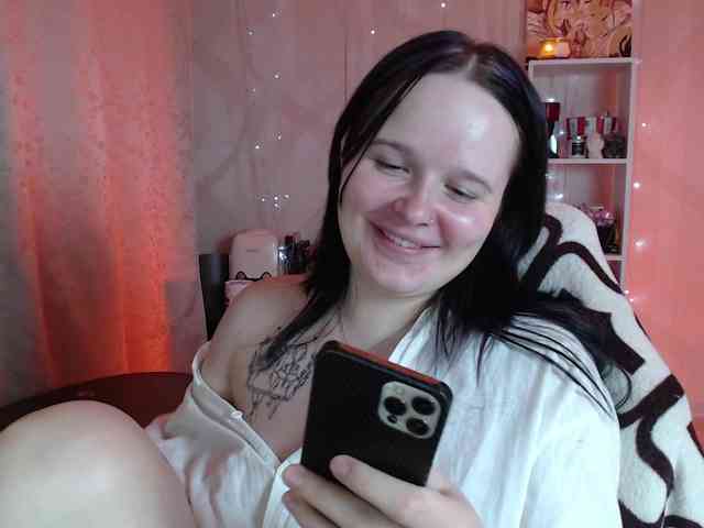 Lizzi-Peach webcam