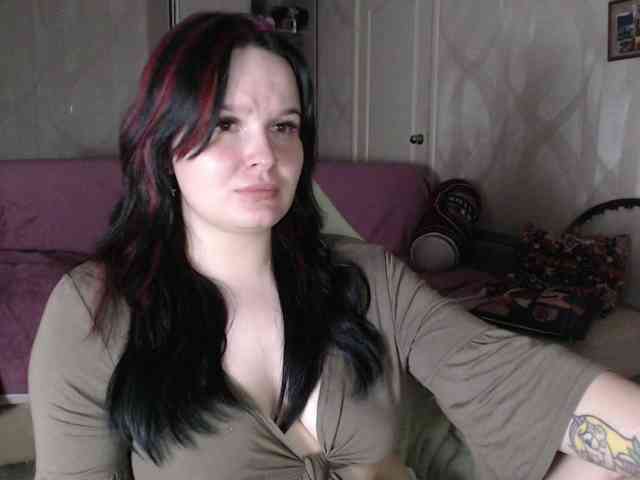 Lizzi-Peach webcam