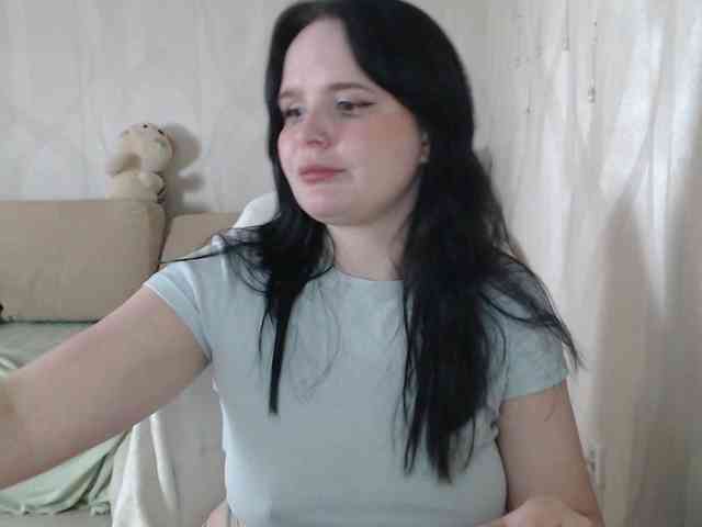 Lizzi-Peach webcam