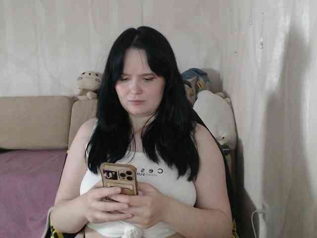 Lizzi-Peach webcam