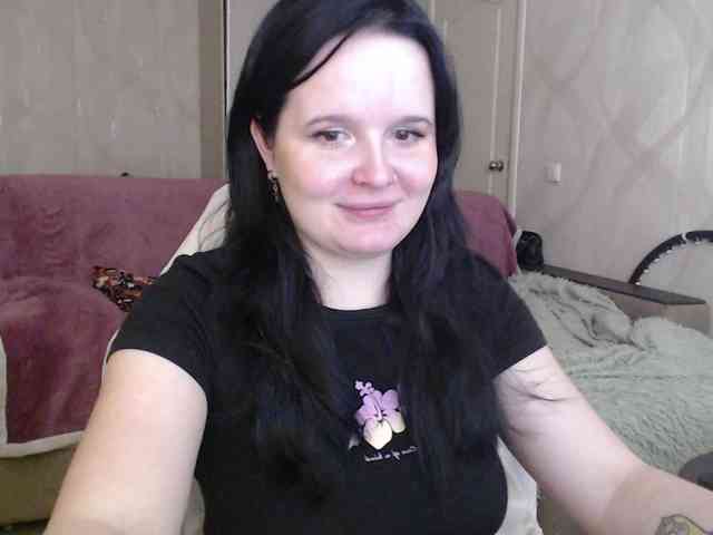 Lizzi-Peach webcam