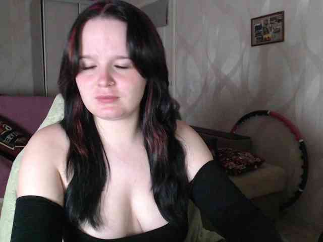 Lizzi-Peach webcam