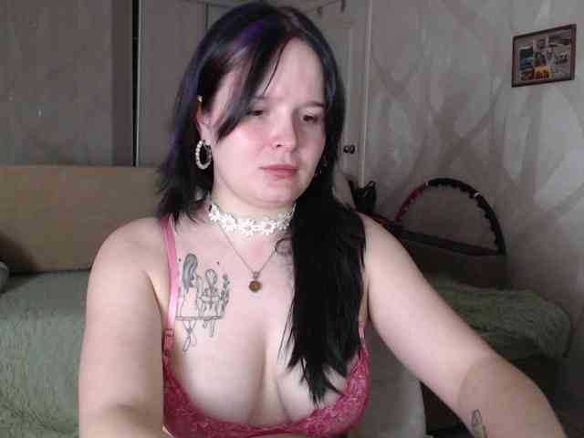 Lizzi-Peach webcam
