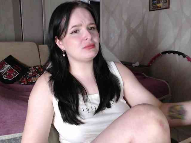 Lizzi-Peach webcam