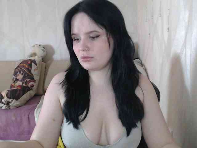 Lizzi-Peach webcam