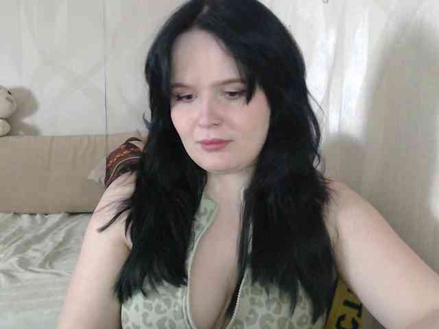 Lizzi-Peach webcam