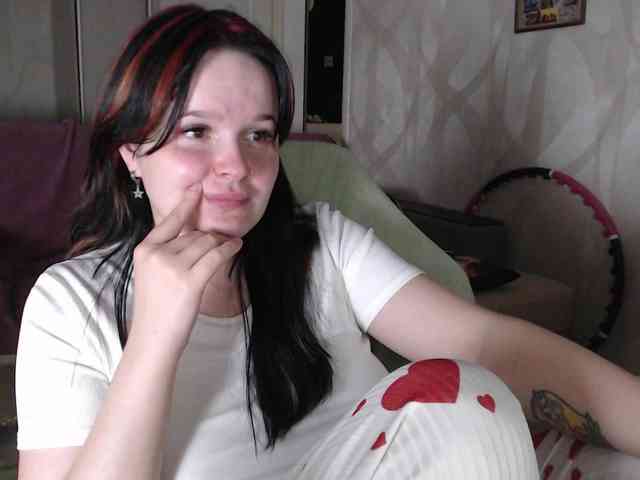 Lizzi-Peach webcam