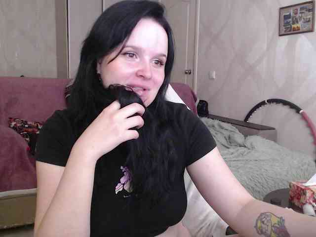Lizzi-Peach webcam